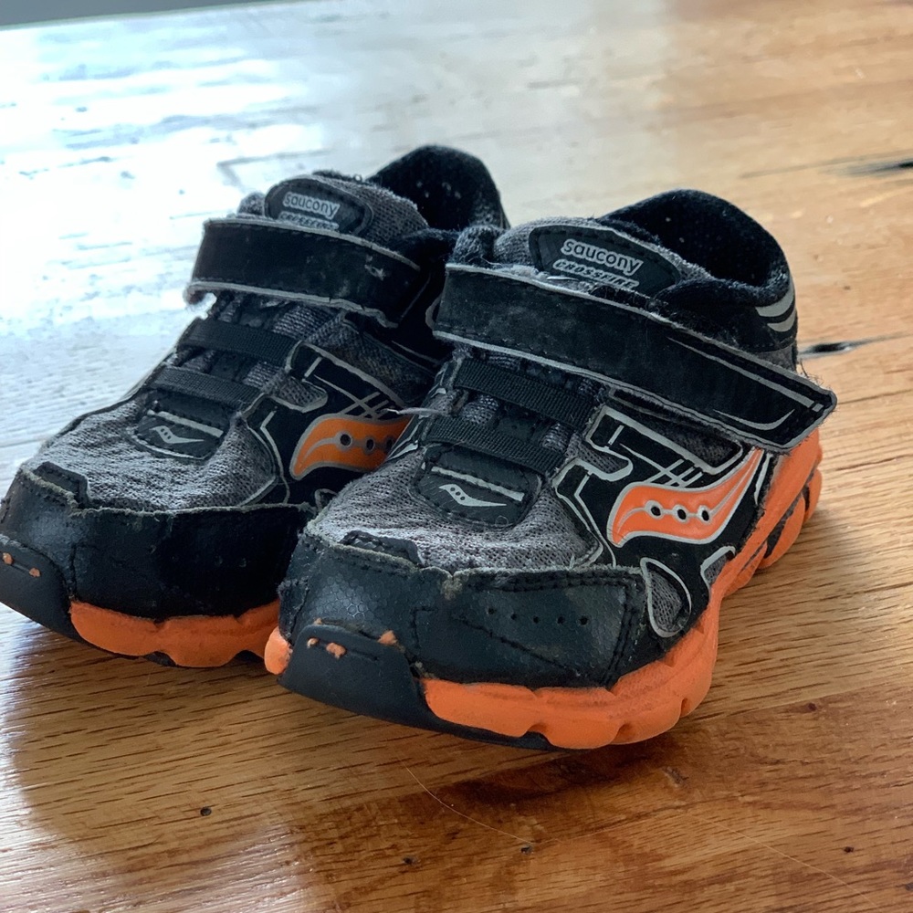 Saucony boys sneakers